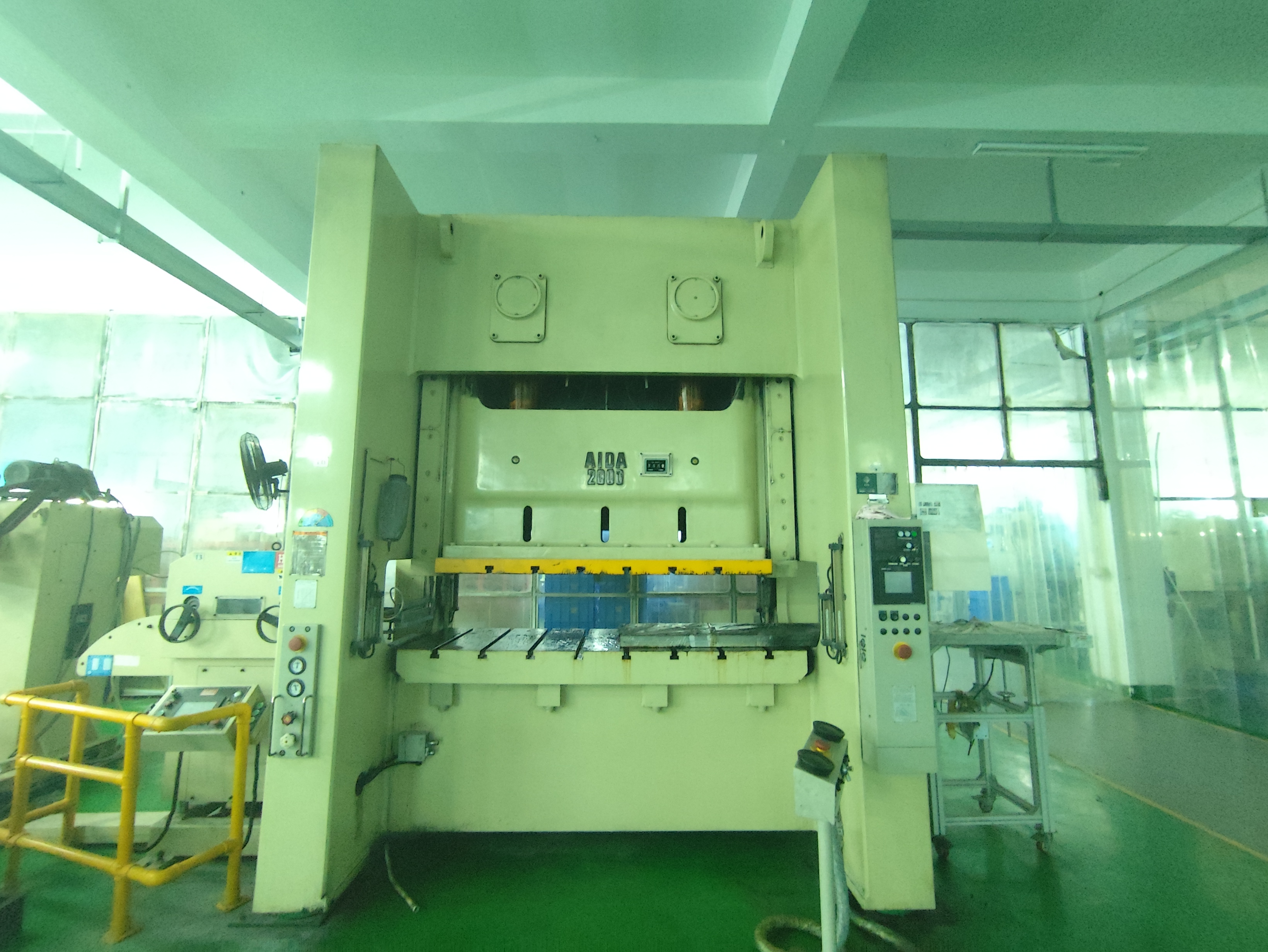 Stamping machine 4.jpg